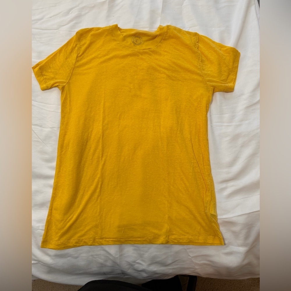 Urban Outfitters Golden Yellow Short Sleeve Tee